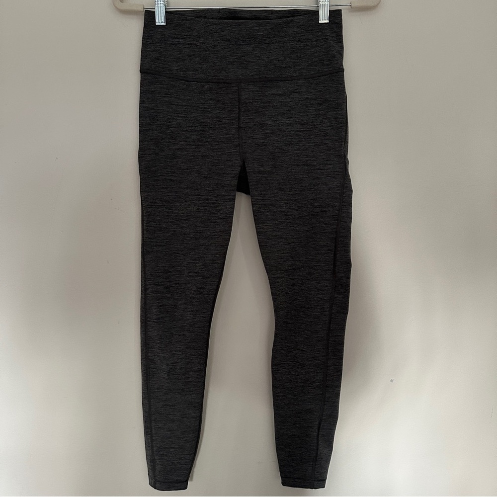 Athleta Ultimate‎ Stash Pocket 7/8 Tight Woman’s Small Gray